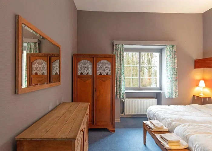 Pet-friendly Escape In *